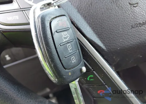 2016 Hyundai Santa Fe Se из США, поврежденный, VIN KM8SMDHF2GU150199